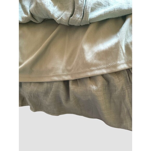 Trixxi Women's Smocked Waist Mini Dress Size Small Sage Green Tie Straps NWT - Picture 9 of 10